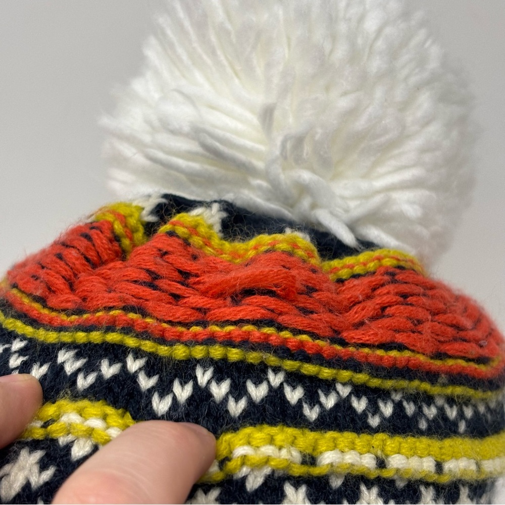 Free People Knit Pom Pom Winter Toboggan Beanie Hat - Picture 4 of 10